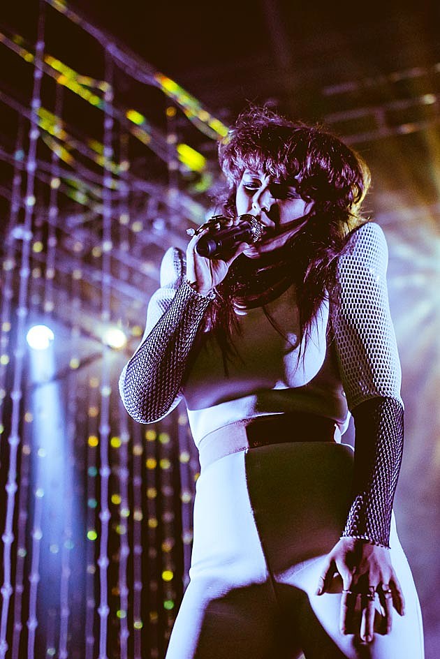 Purity Ring played Austin Music Hall with Hana (pics)