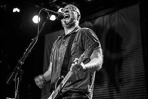 Bob Mould going on solo electric tour this fall w/ Jason Narducy (dates); Split Single have new live EP (stream a song)