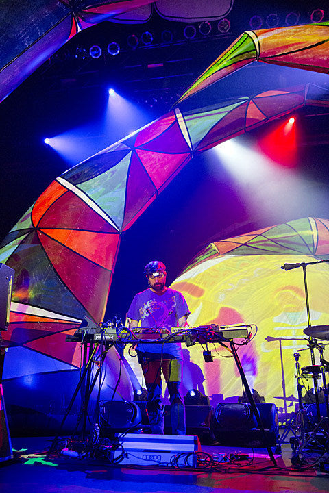 What’s going on Tuesday? (Animal Collective, Julia Holter, BJ the Chicago Kid, Glenn Branca, Seu Jorge, Bell Witch & more)
