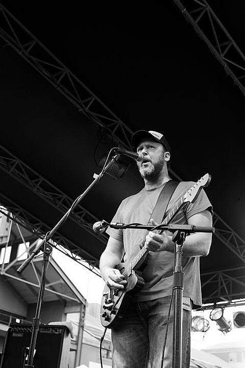 What’s going on Friday? (Archers of Loaf, Rainer Maria, Fred Falke, World Party, Iron Chic, California X, Empress Of, more)