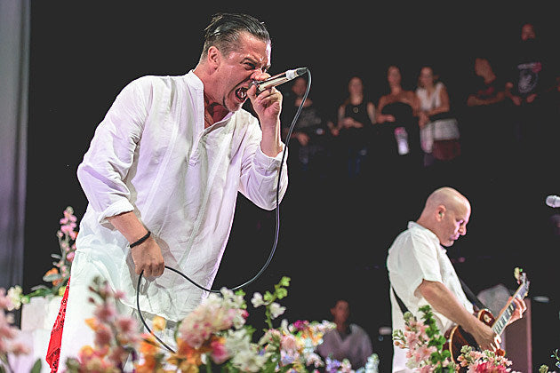 Faith No More began a 3-night Texas run with Napalm Death at Austin Music Hall (pics, video, setlist)