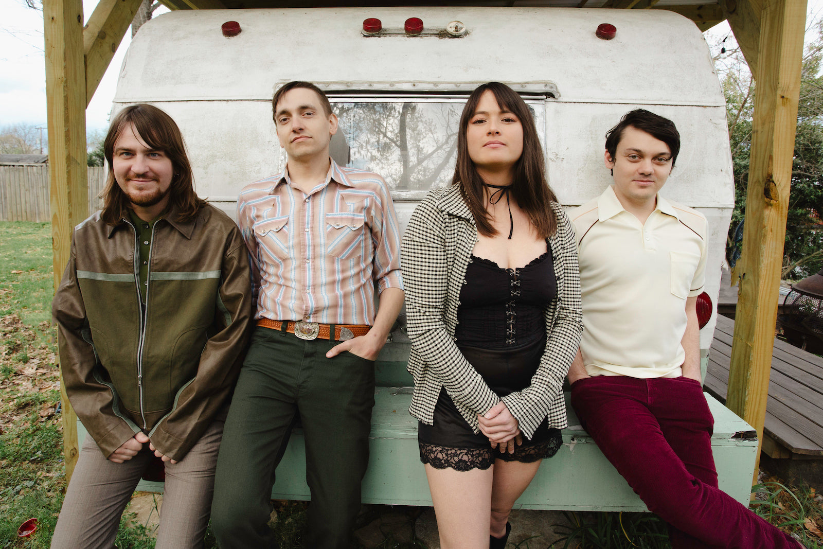AJ Lee & Blue Summit reunite with Molly & Jack Tuttle on “I Can’t Find You At All”