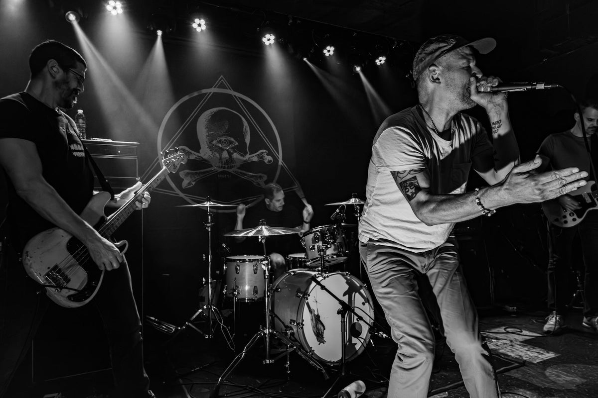 Bitter Branches (Deadguy, Lifetime, etc) announce new LP, share 2 songs