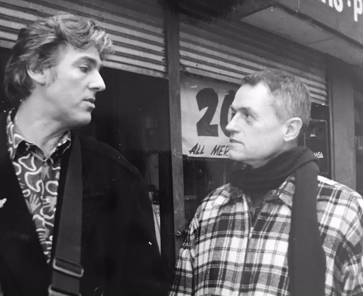 filmmaker Jonathan Demme, RIP (read tributes from David Byrne, Robyn Hitchcock & more)