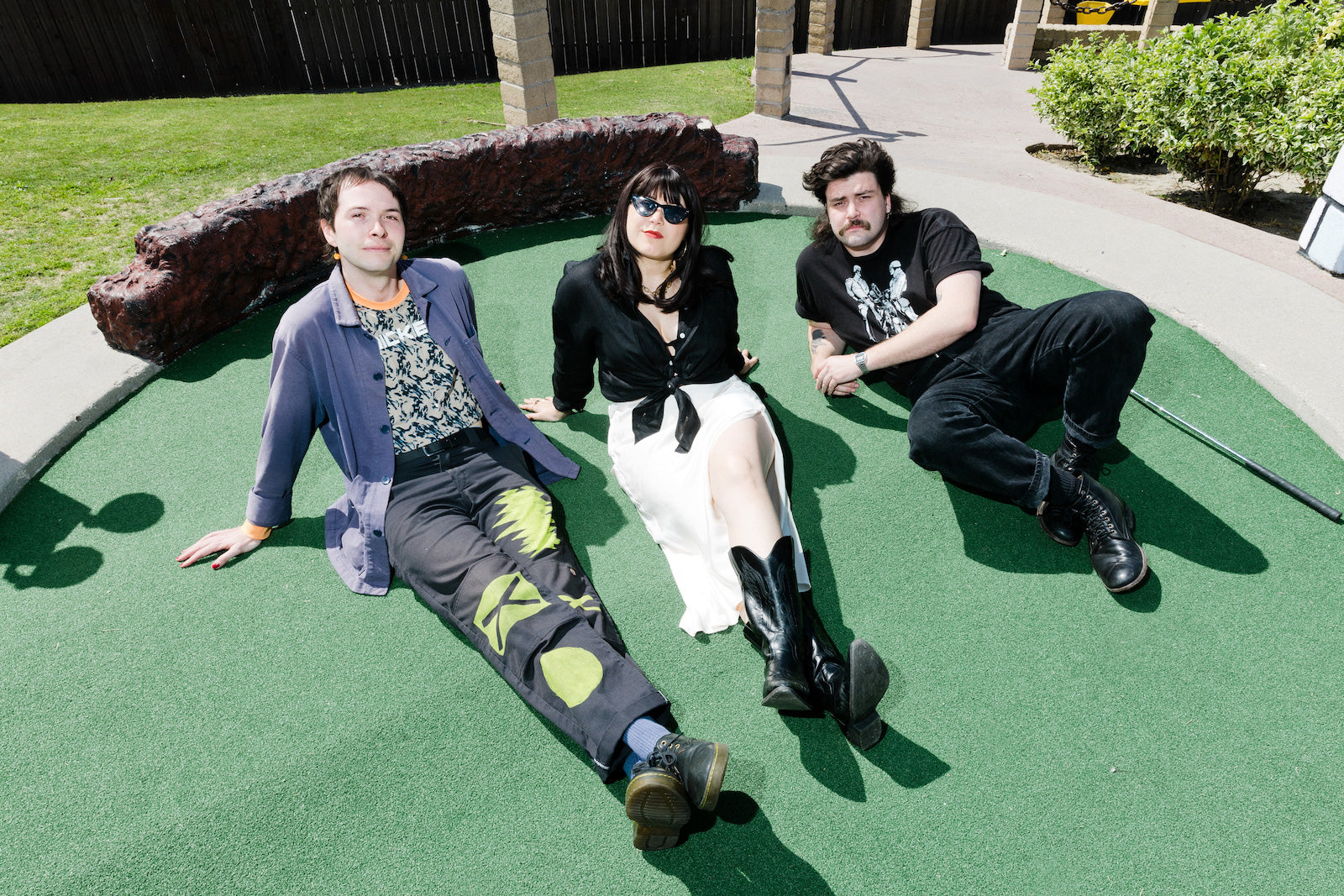 Fake Fruit announce new album ‘Mucho Mistrust,’ share title track, on tour in June