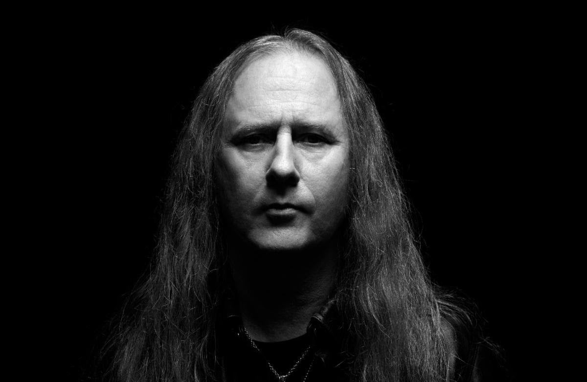 Alice in Chains’ Jerry Cantrell announces 2025 tour with Filter