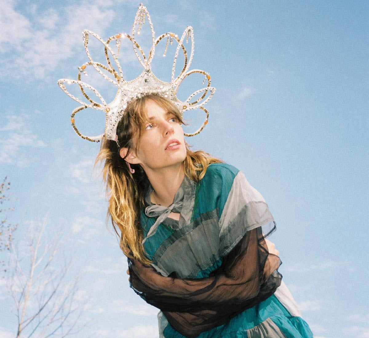 Maya Hawke announces 2025 tour – listen to “Kamikaze Comic” from new EP
