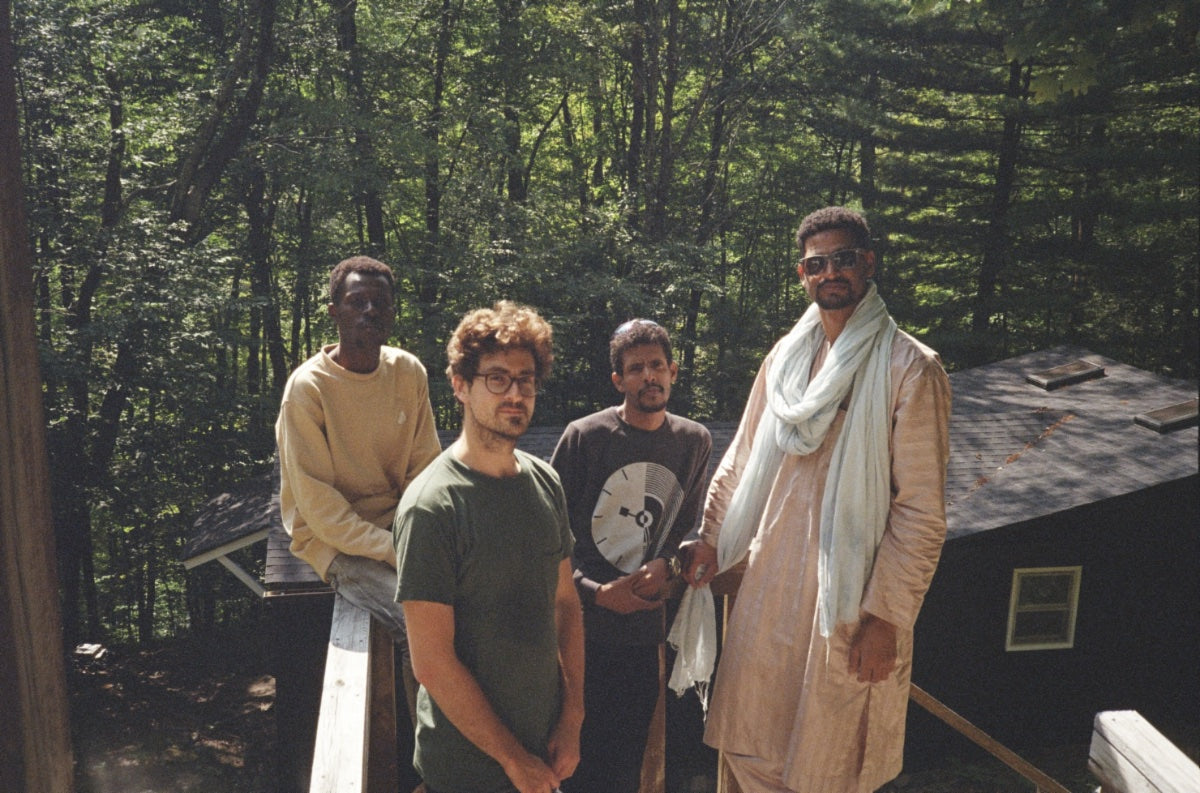 Mdou Moctar announce 2025 tour for upcoming acoustic album (watch ‘The Agadez Folders: Desert Cube Session’)