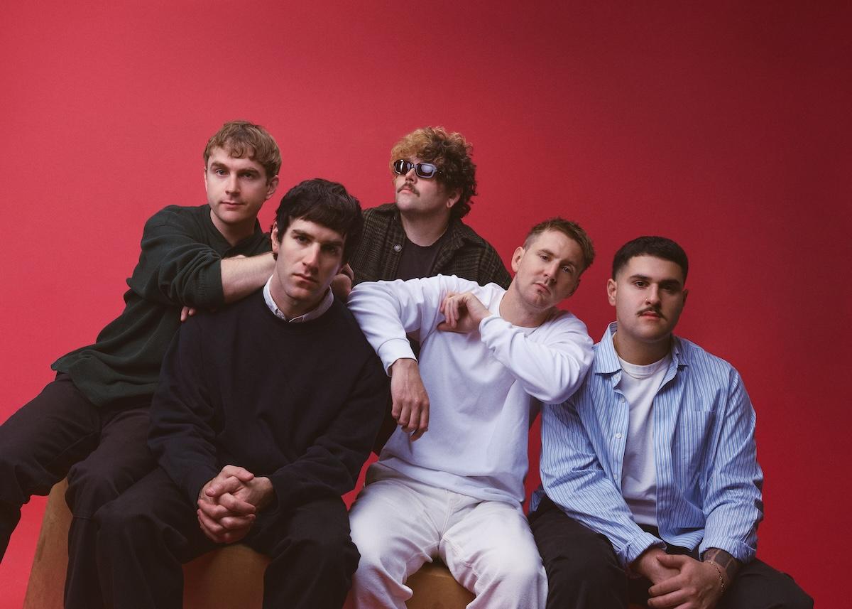 Militarie Gun share anthemic new song, “Throw Me Away”