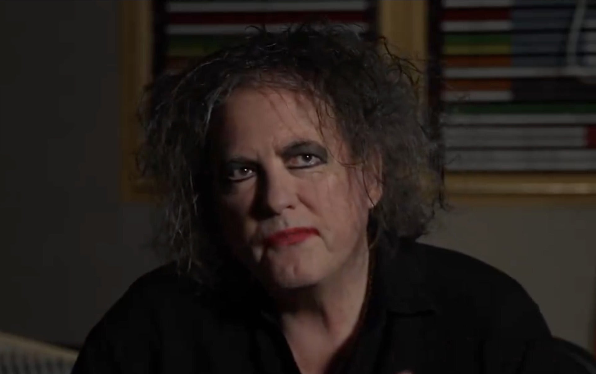 Robert Smith talks The Cure’s ‘Songs of a Lost World’: “If I have one regret, it’s that I said anything about it at all in 2019”