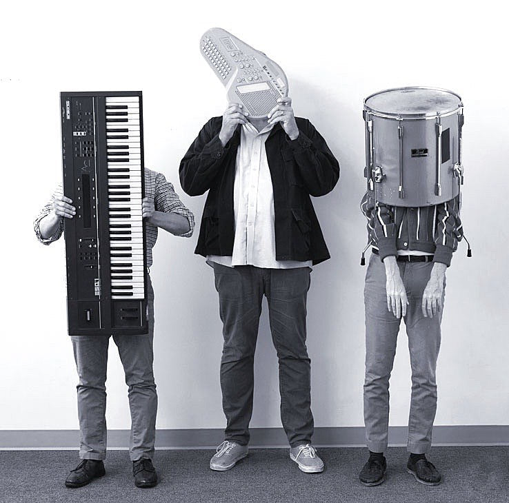 Rubber Blanket (mbrs The Intelligence, Wounded Lion) prep debut LP – listen to “Scented Candle”