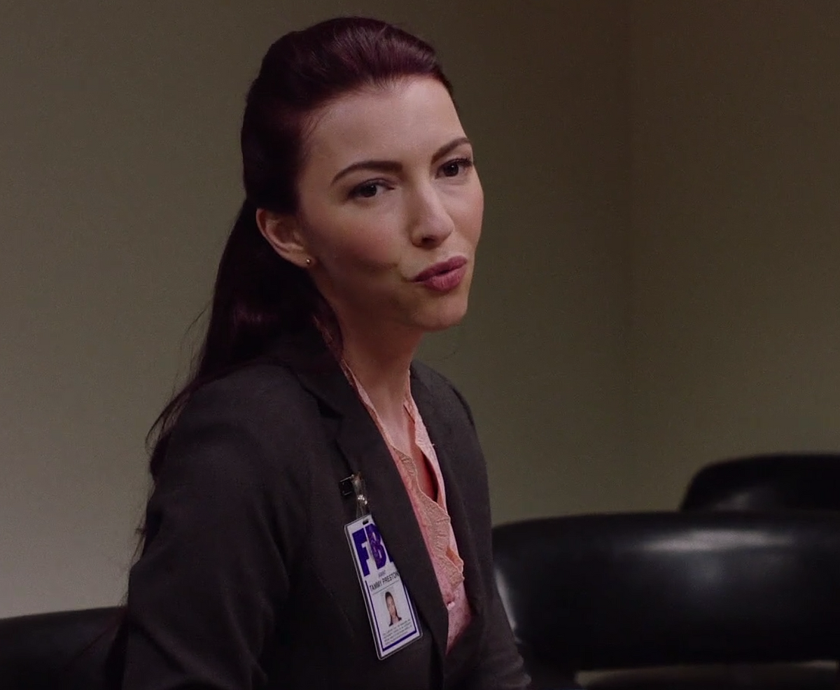 Chrysta Bell is in new ‘Twin Peaks,’ covered its theme song, preps John Parish-produced LP, touring