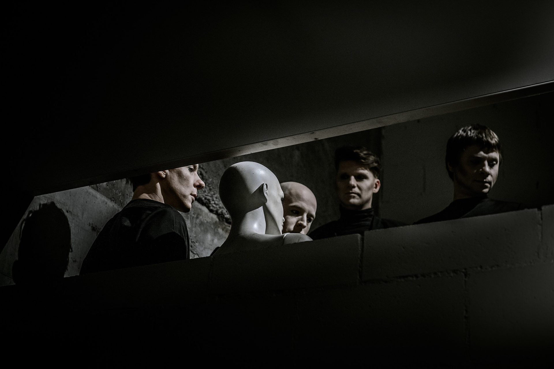 stream Lithuanian post-punk group Solo Ansamblis’ new album ‘OLOS’
