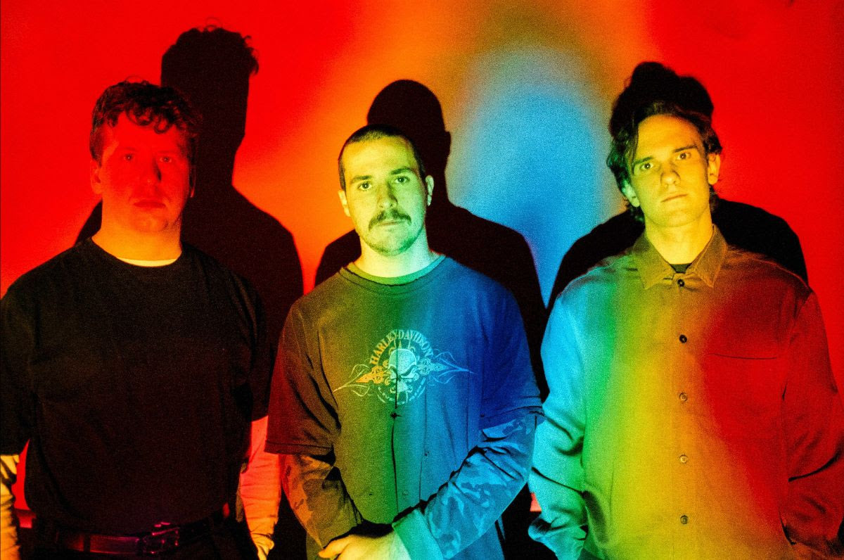 Stuck announce new album & tour, share “Instakill”