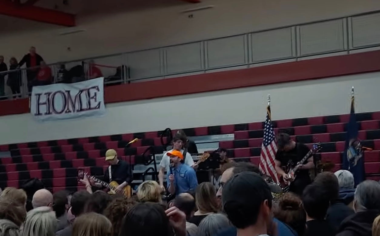 Watch The Armed cover The Stooges’ “Search and Destroy” at Bernie Sanders event in Detroit