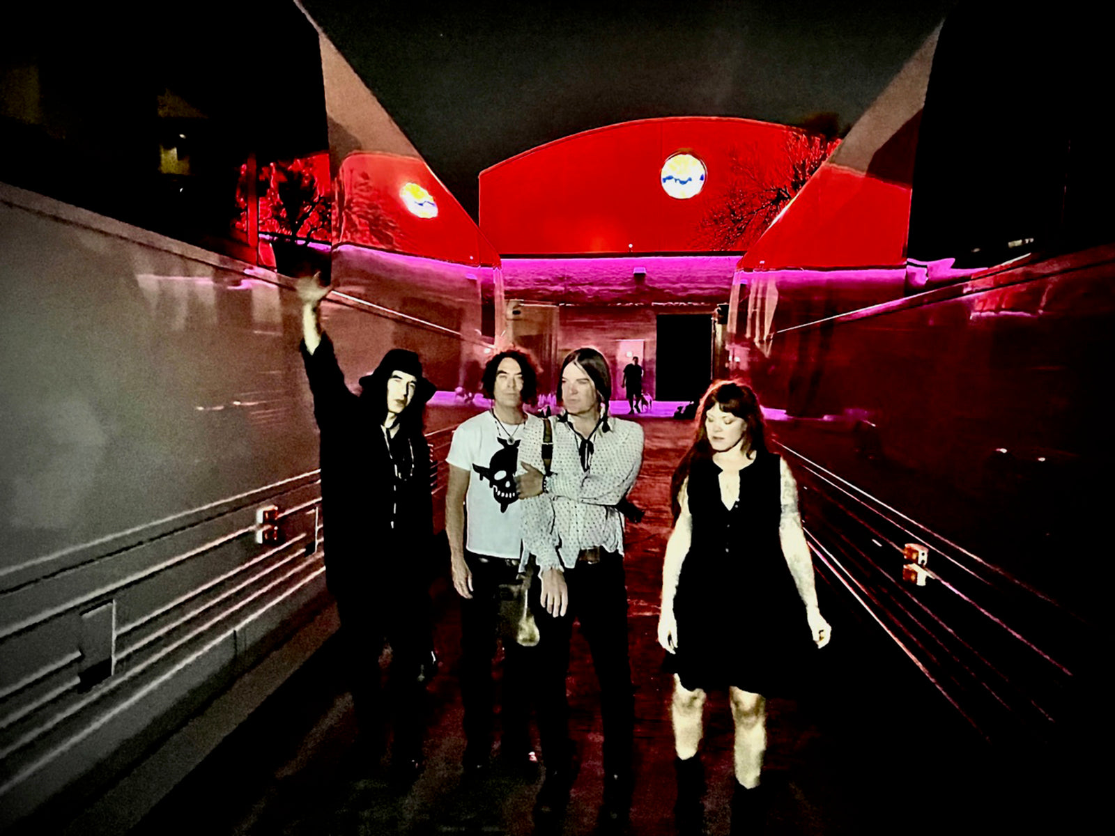 The Dandy Warhols enlist Slash for new single “I’d Like To Help You With Your Problem” (watch the video)