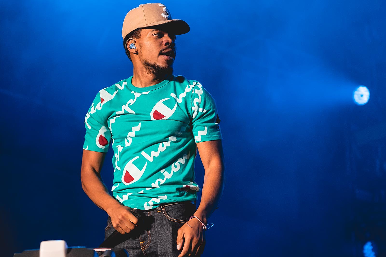 Chance the Rapper launches album/tour presale; old mixtapes now on vinyl & streaming