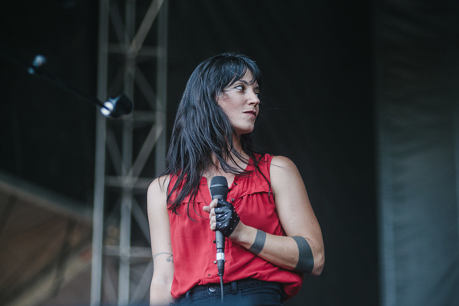 listen to Sharon Van Etten’s “SVE Soundtrack of ’18” playlist