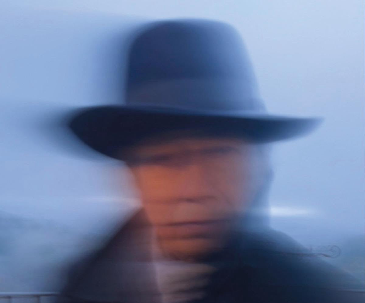 Alejandro Escovedo preps new album and tour, shares “Bury Me”