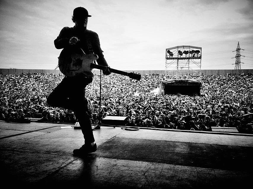 Tom Delonge’s Angels & Airwaves announce first tour in 7 years