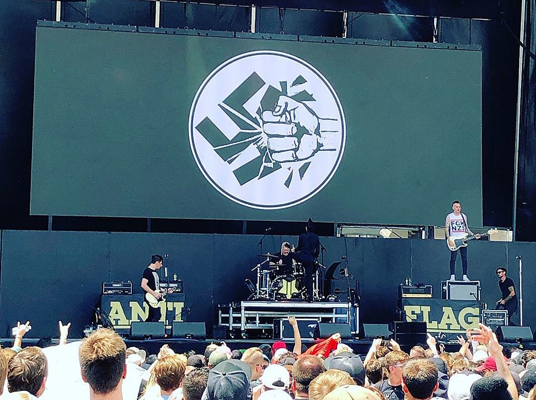 Warped Tour day 2 review: Taking Back Sunday, Offspring, Thrice, Circa Survive, more