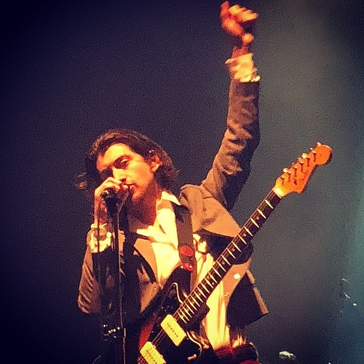Arctic Monkeys played first show in 4 years, debuted 5 new songs (setlist)
