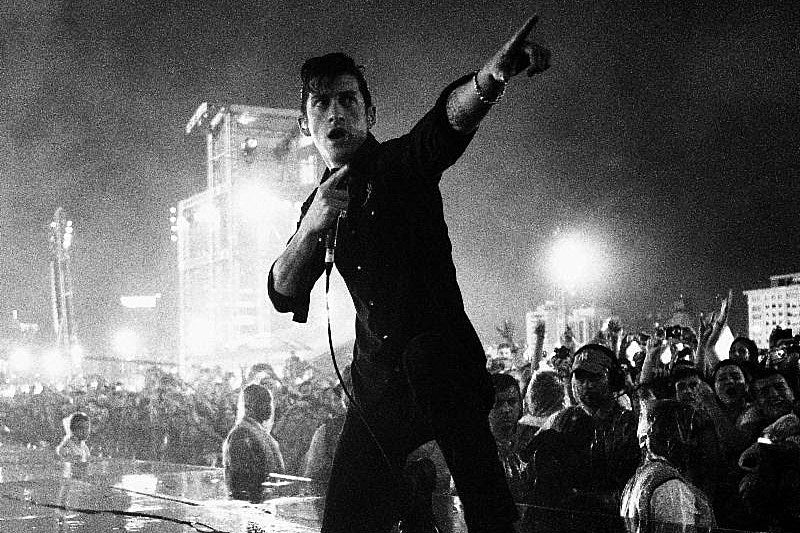 Arctic Monkeys announce 2018 North American tour, playing Forest Hills