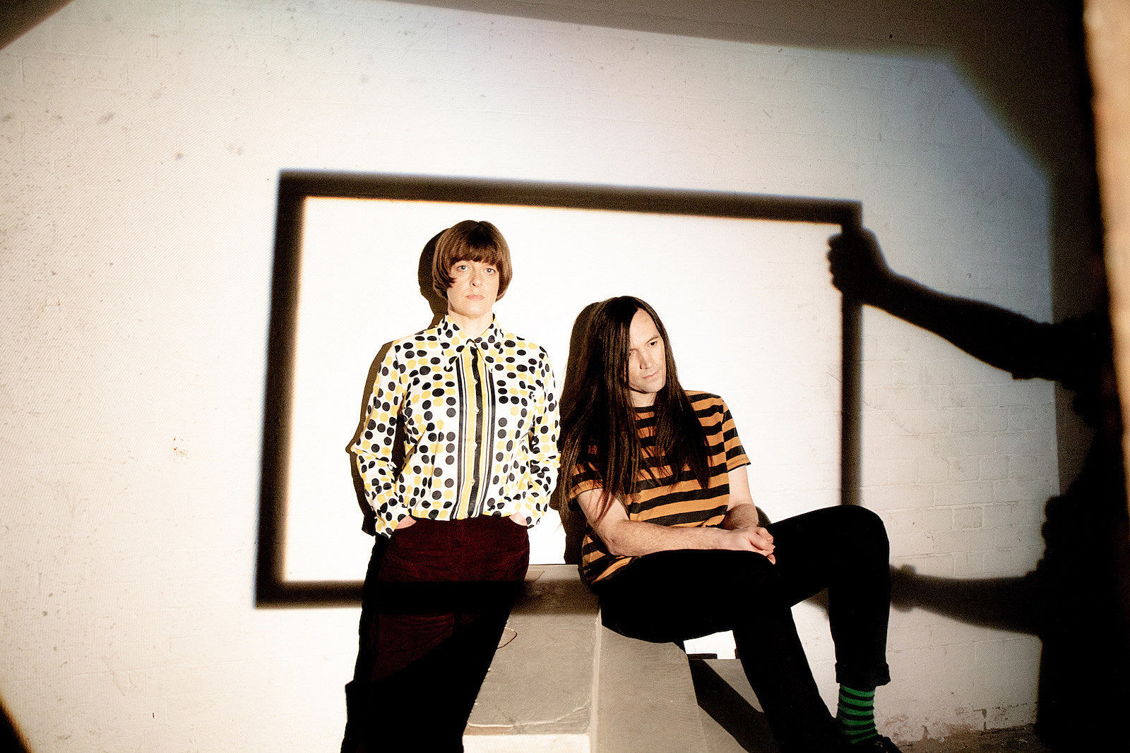 MEMORIALS (Electrelane / Wire) announce debut album, share “Tramps!”
