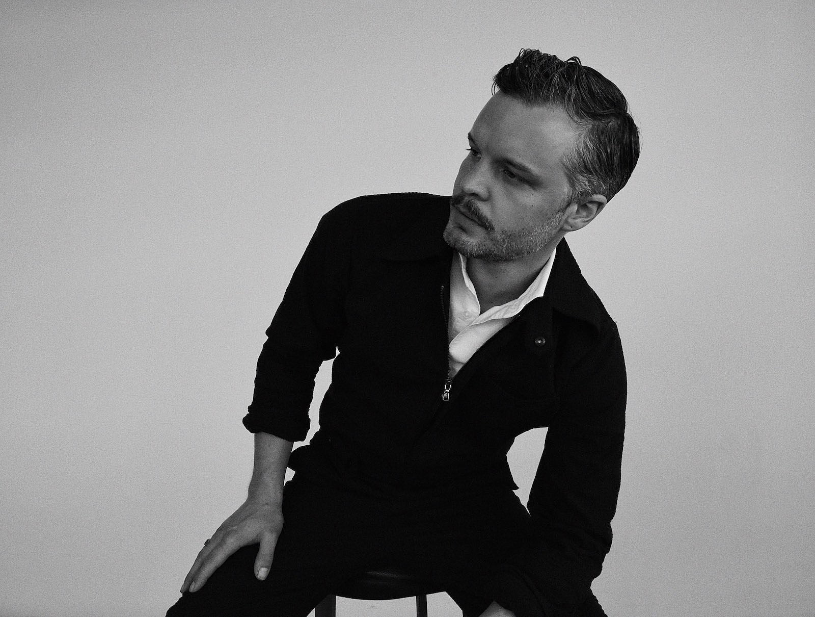 The Tallest Man on Earth announces cover album, takes on Hank Williams’ “Lost Highway”