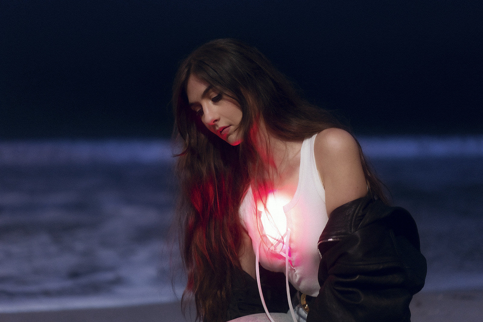 Weyes Blood announces new album & tour, shares “It’s Not Just Me, It’s Everybody”