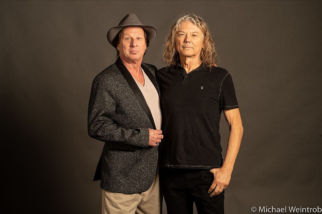 Jerry Harrison & Adrian Belew playing Talking Heads’ ‘Remain in Light’ on 2023 tour