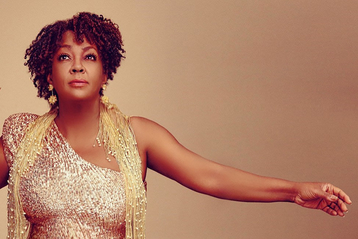 Anita Baker announces first major tour since 1995