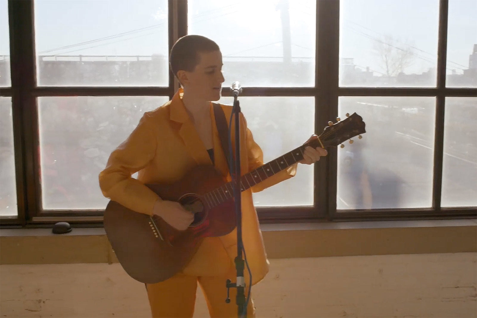 Barrie is touring; watch her do a sunny acoustic take on “Jenny”