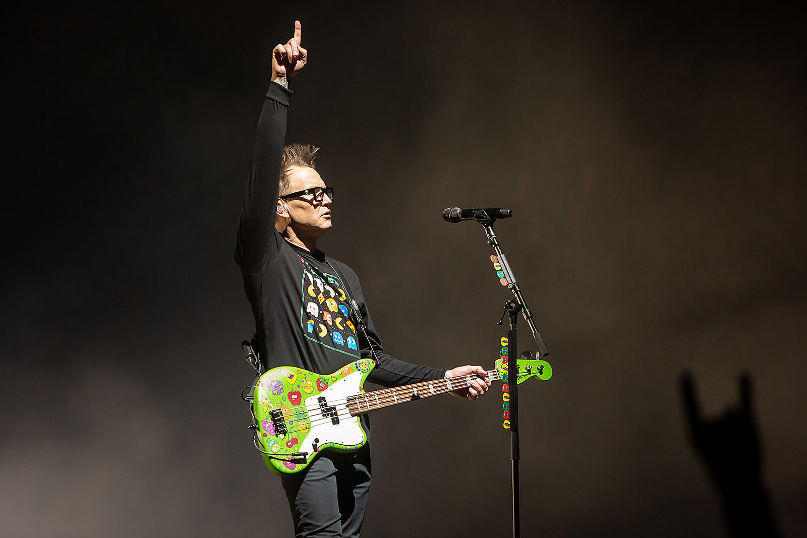 blink-182 release two ‘One More Time’ bonus tracks, played a Denny’s