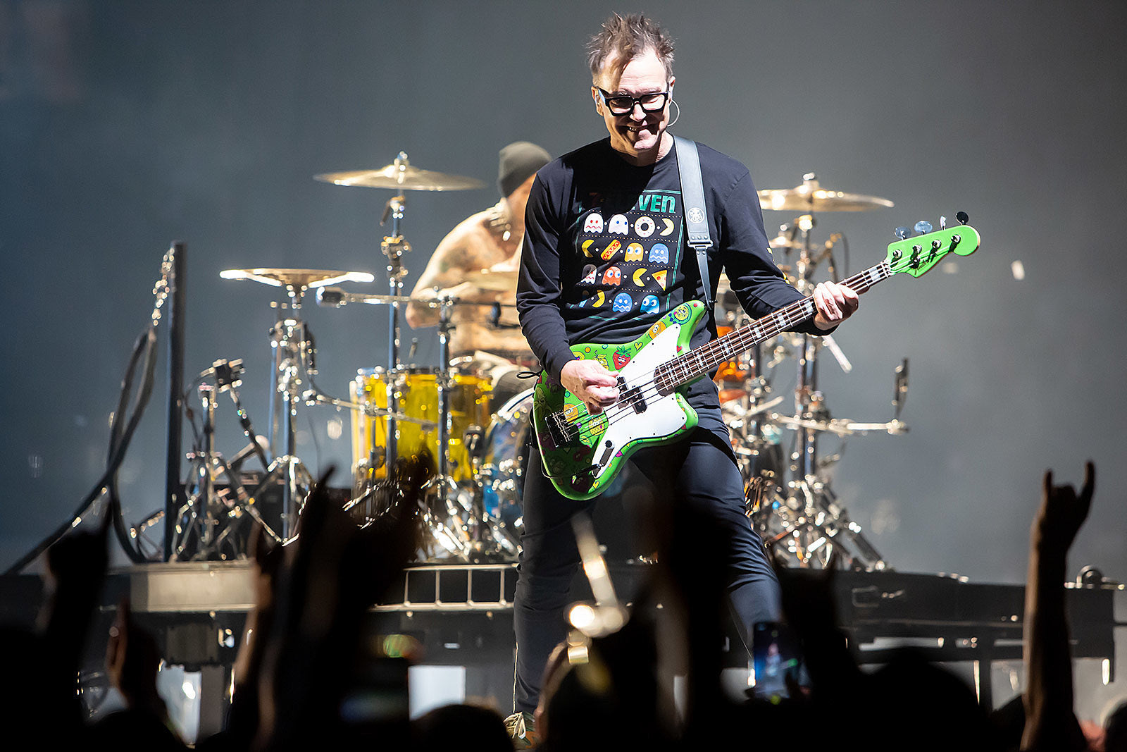 blink-182 breaking out Box Car Racer/+44 medley, rarities, & a new song on tour (videos)