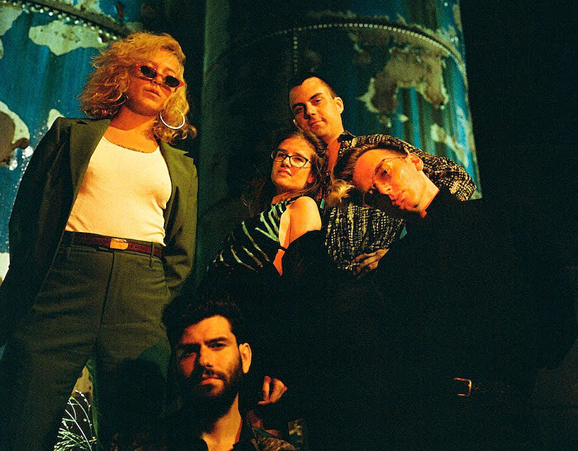 Bodega release new single “Statuette on the Console” in nine different languages