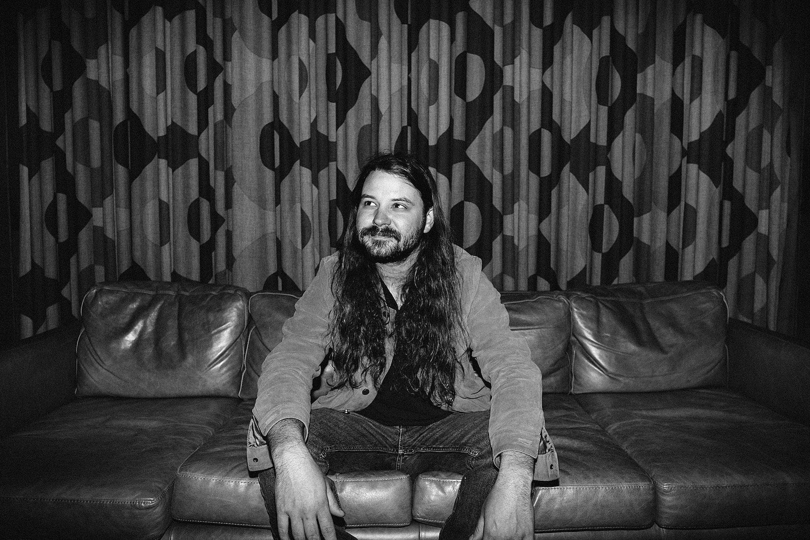 Brent Cobb announces new LP ‘Southern Star’ & fall tour dates, shares title track