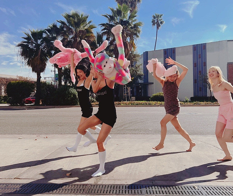 CHAI share new single “SURPRISE,” expand North American tour