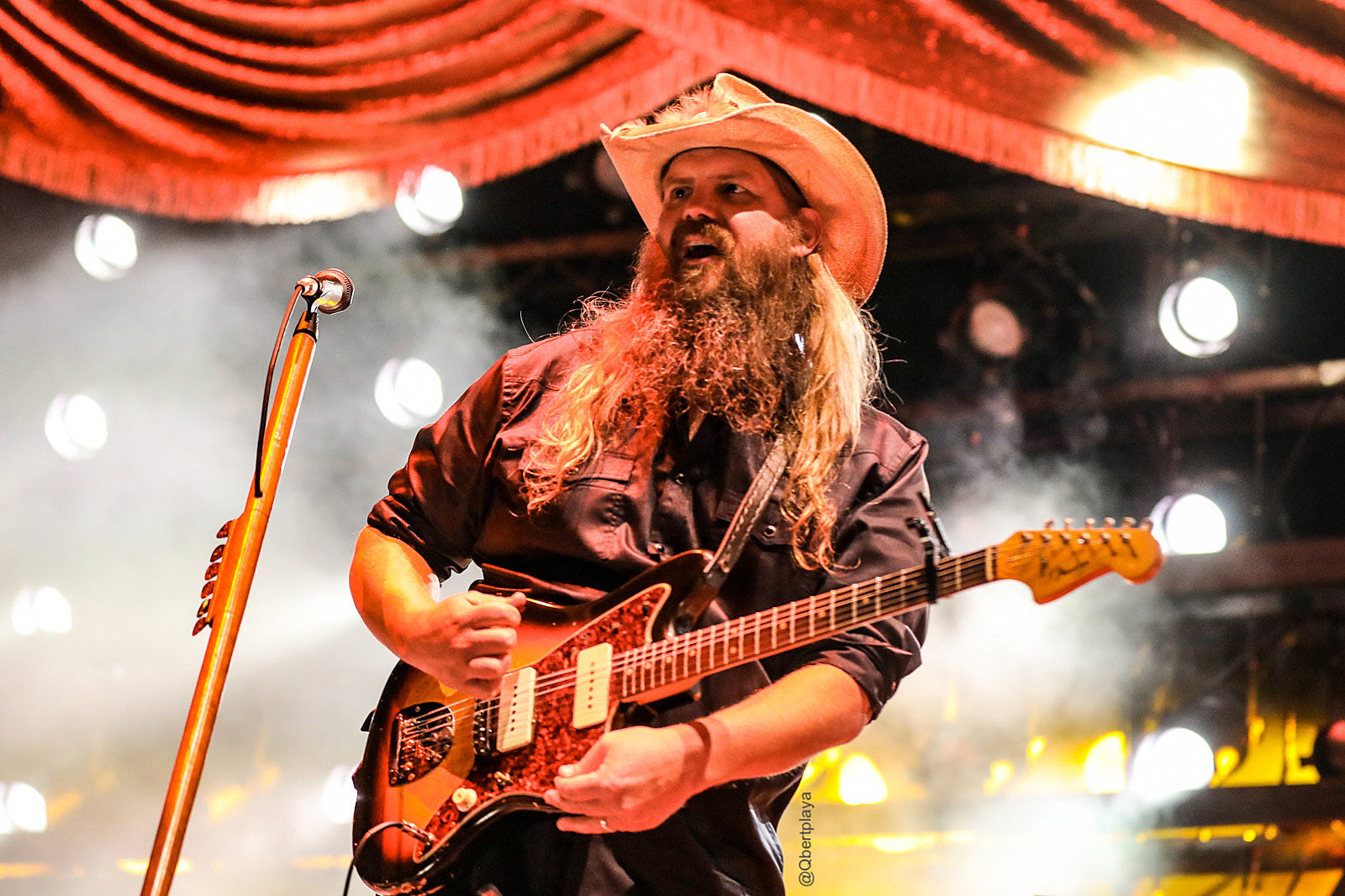 Chris Stapleton adds new shows to 2025 All-American Road Show tour