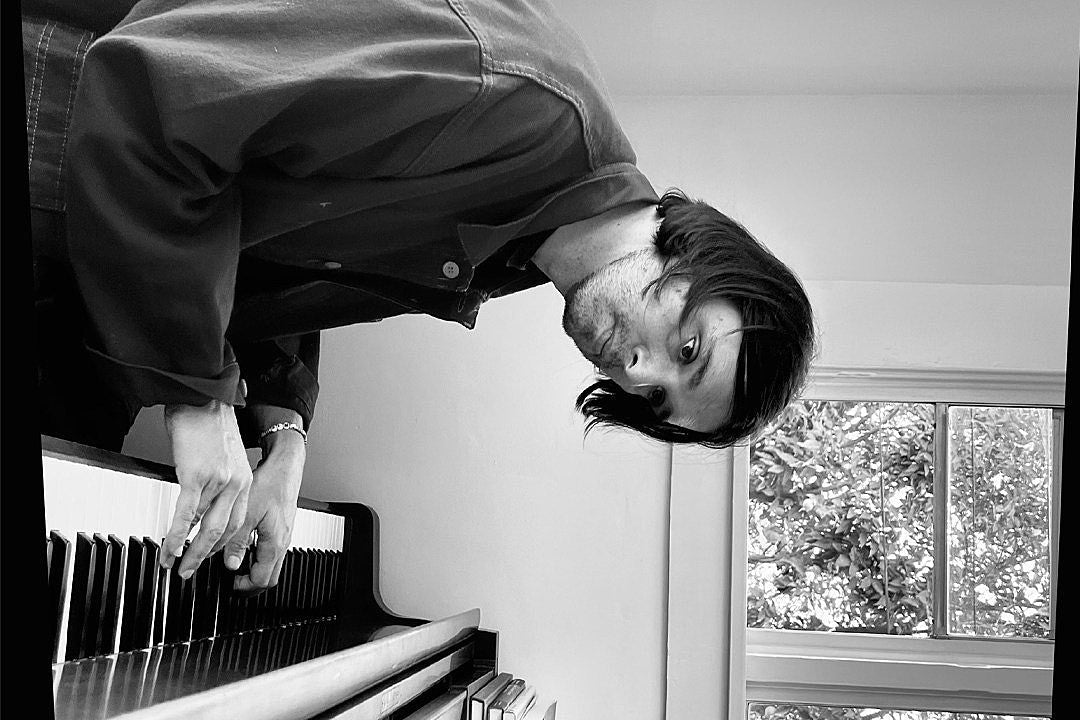 Dirty Projectors’ David Longstreth announces solo tour with Bing & Ruth, Crosslegged, more