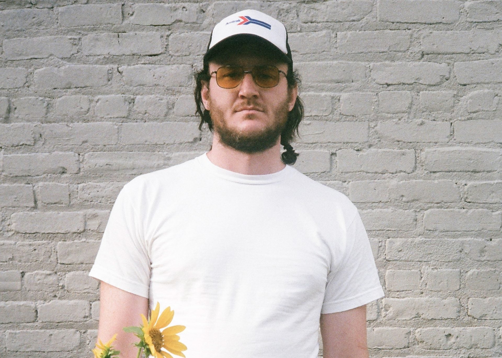 Dougie Poole shares “Nothing on This Earth Can Make Me Smile” from new LP, plots North American tour