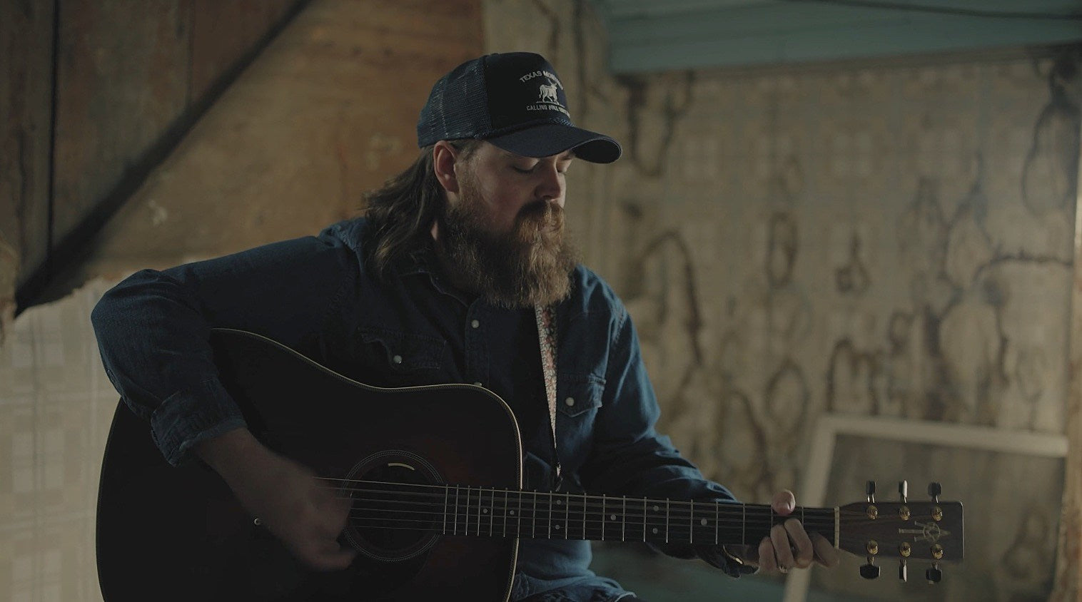 Drayton Farley announces new LP ft. Waxahatchee & 400 Unit members, shares “Norfolk Blues”