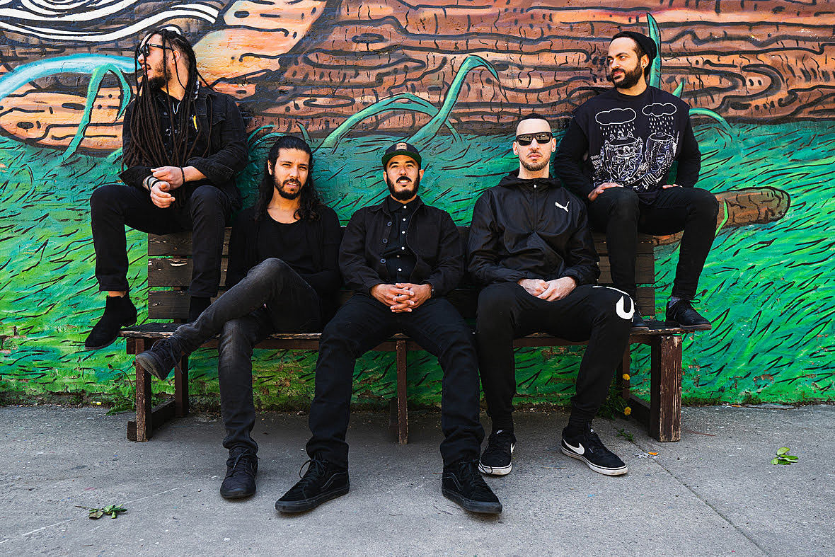 La Armada talk favorite albums of 2021, share new single “Le Fe No Abasta”