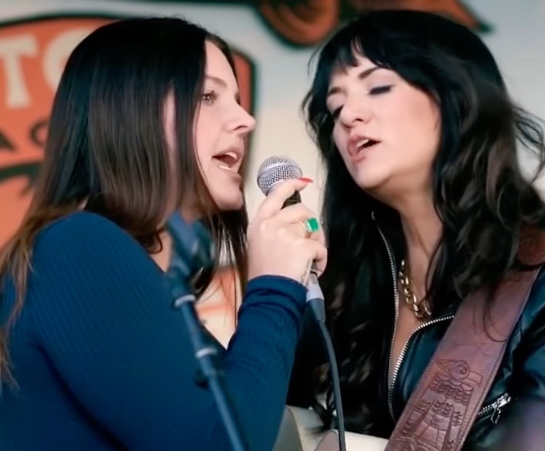 Stagecoach: watch Lana Del Rey join Nikki Lane, Axl Rose join Carrie Underwood