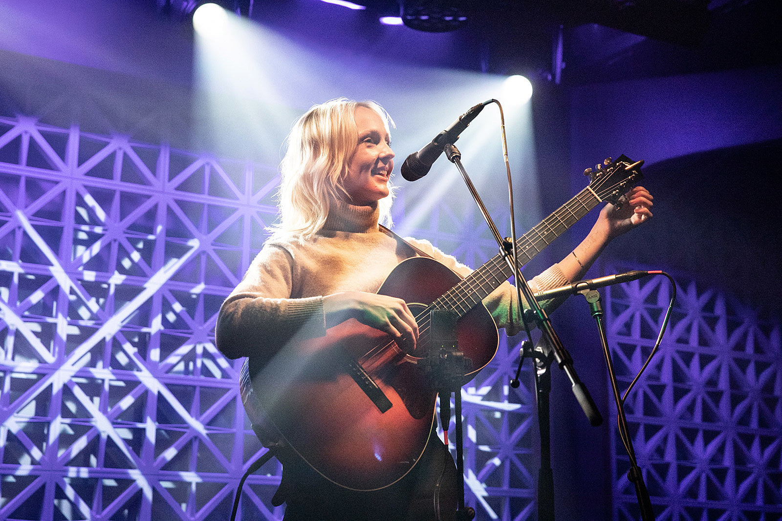 Laura Marling played Brooklyn Made (pics, video, setlist)