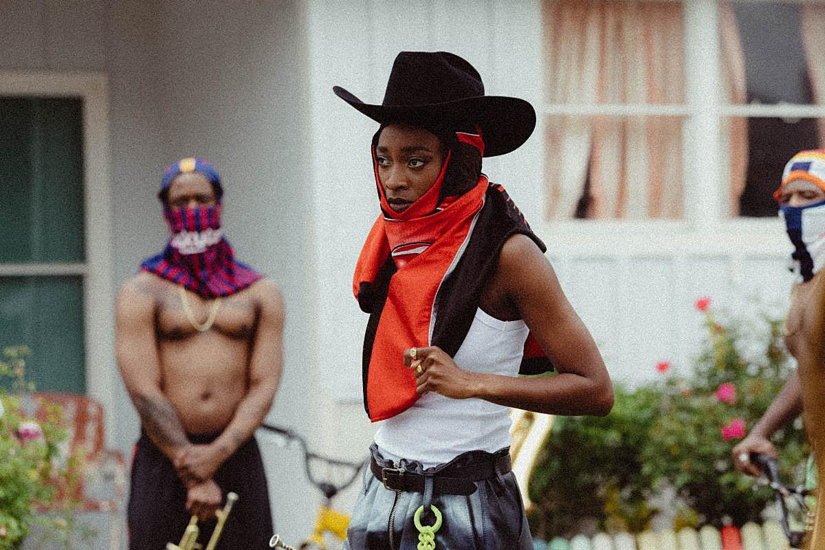 Little Simz shares interactive “Gorilla” video, adds second NYC show