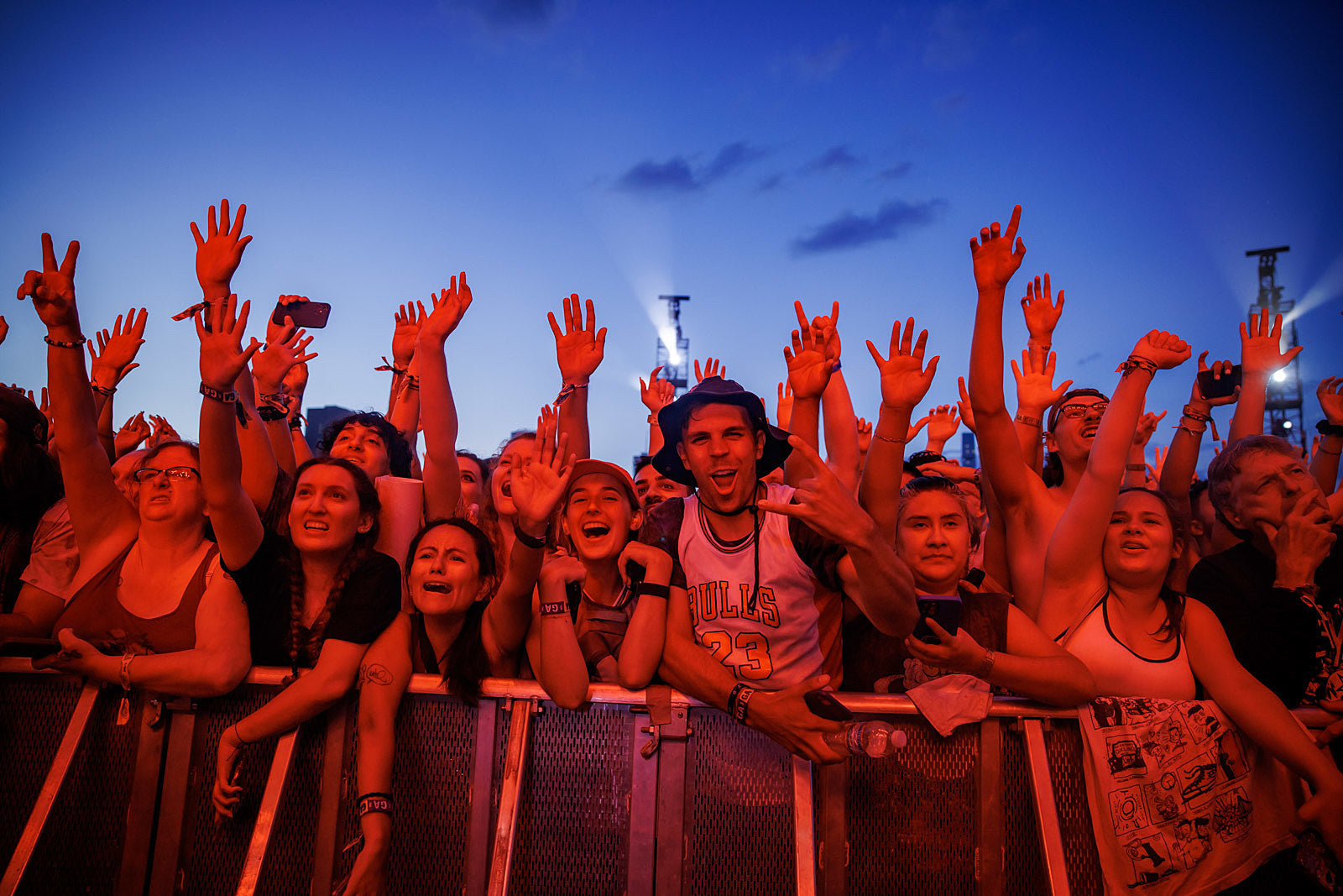 Lollapalooza 2022 Sunday pics & video: Green Day, J-Hope, Horsegirl, more