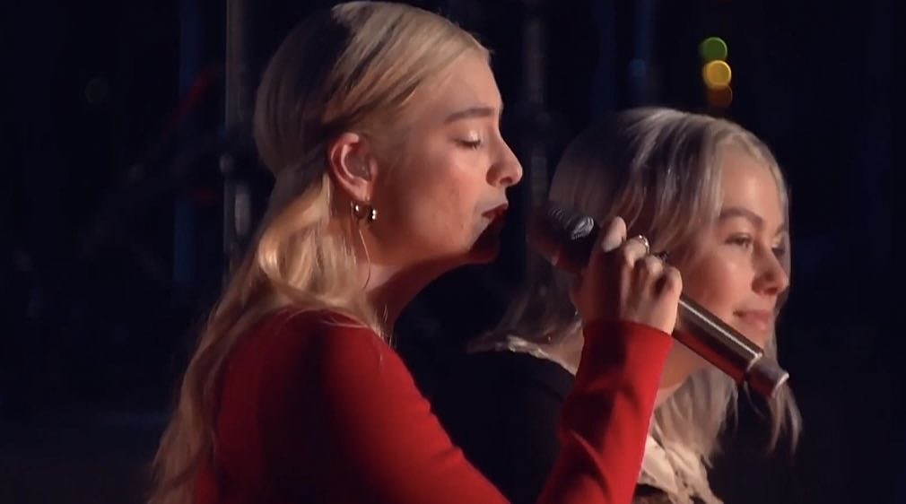 Watch Phoebe Bridgers join Lorde on “Stoned At The Nail Salon” at Primavera Sound São Paulo