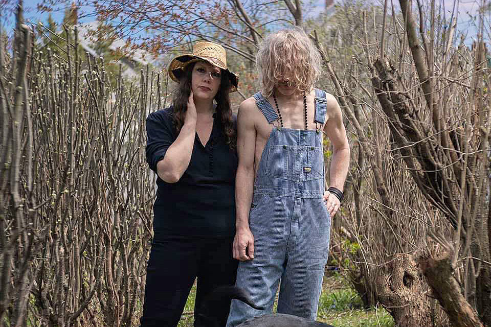 Low announce 2022 North American tour