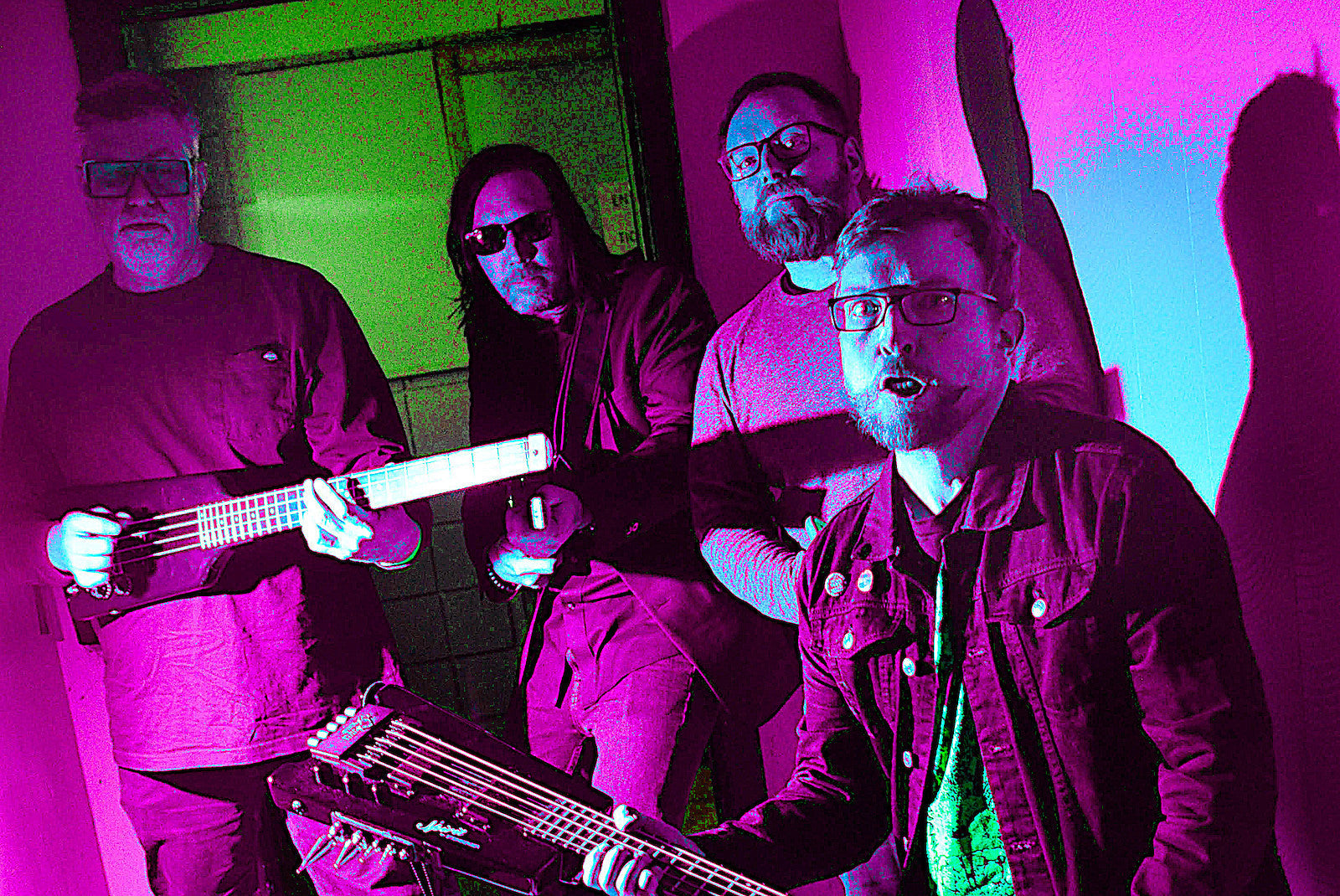 Stream Microwaves’ new chaotic art punk LP ‘Discomfiture Atlas’